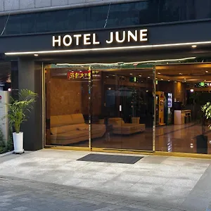 Airport June 인천